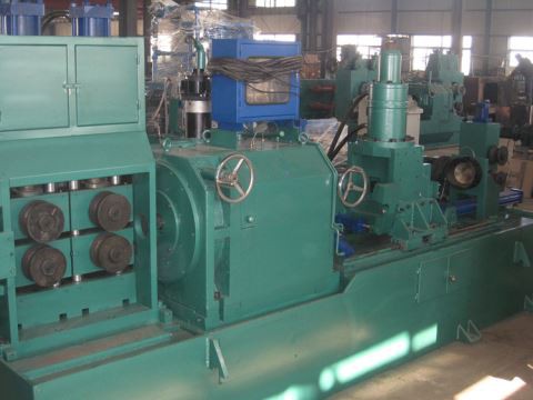 銅管ストレートニングマシン